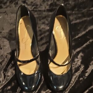 Jessica Simpson. Elegant Black Patent Leather Heels